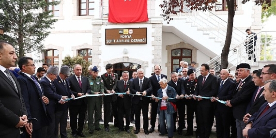 konya-buyuksehir-tarafindan-yenilenen-sehit-aileleri-dernegi-binasinin-acilisi-dualarla-yapildi.jpg