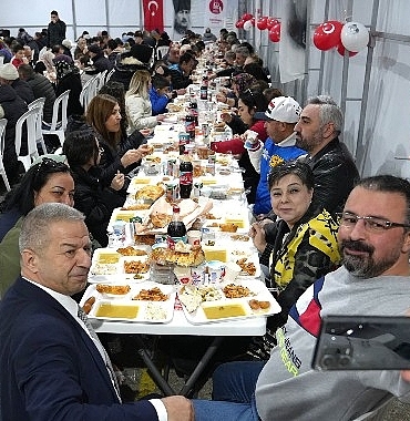 keciorende-ozel-gereksinimli-bireyleri-bulusturan-iftar.jpg